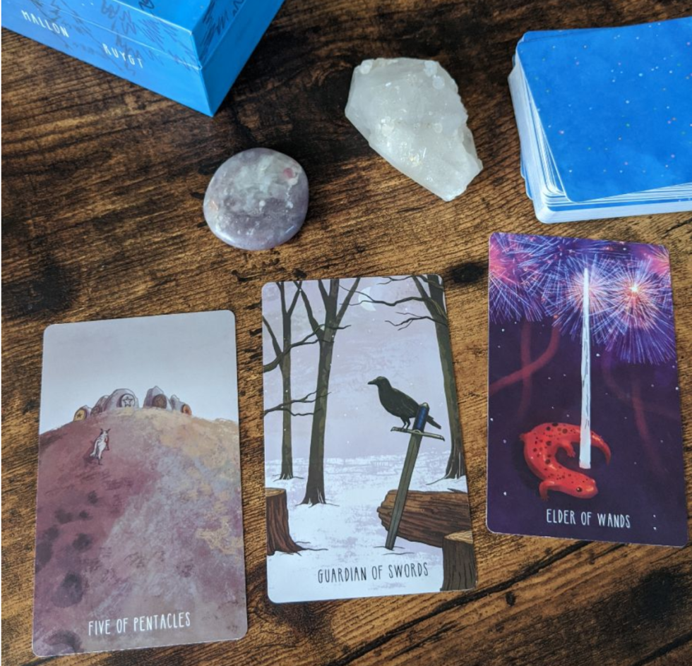 A spacious tarot spread | Carrie Mallon